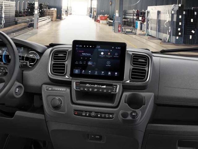 La commande de boîte de vitesses est spécialement créée pour le Ducato électrique.