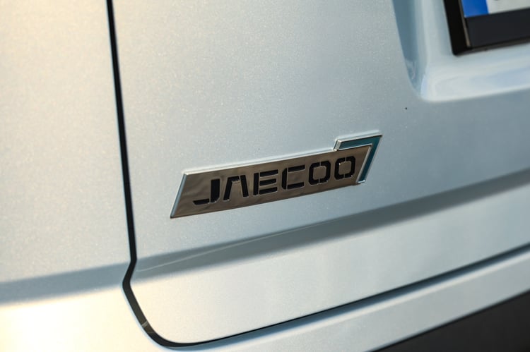 Le Jaecoo 7 SHS-P démarre à 35 990€ hors malus