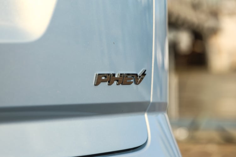 Le Jaecoo 7 est disponible en hybride simple et en PHEV