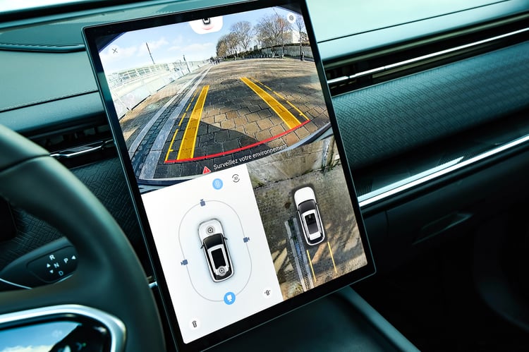 Des affichages de très bonne qualité à bord