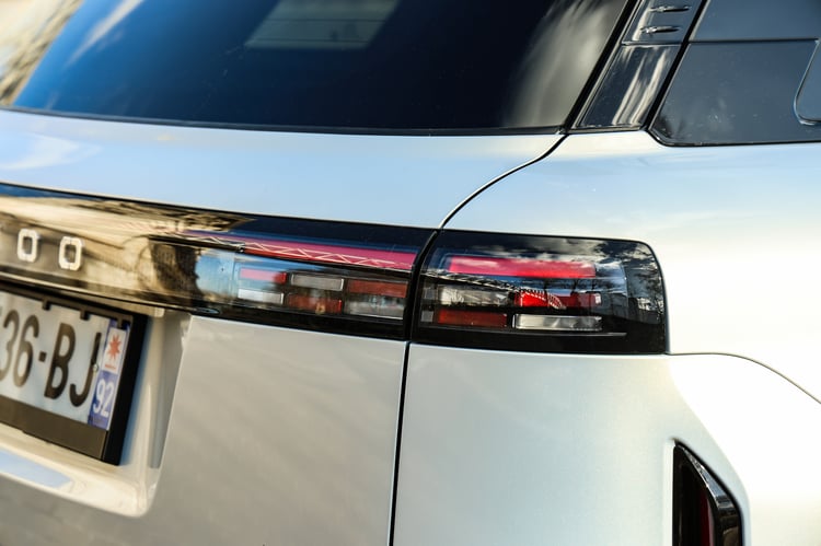 Signature lumineuse du Jaecoo 7 PHEV