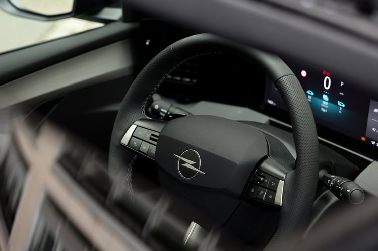 Au volant de l'Opel Astra Sports Tourer Electric