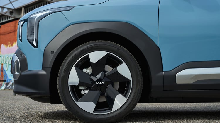 Jante aérodynamique Kia EV2 avec pneus Hankook ION EV SUV