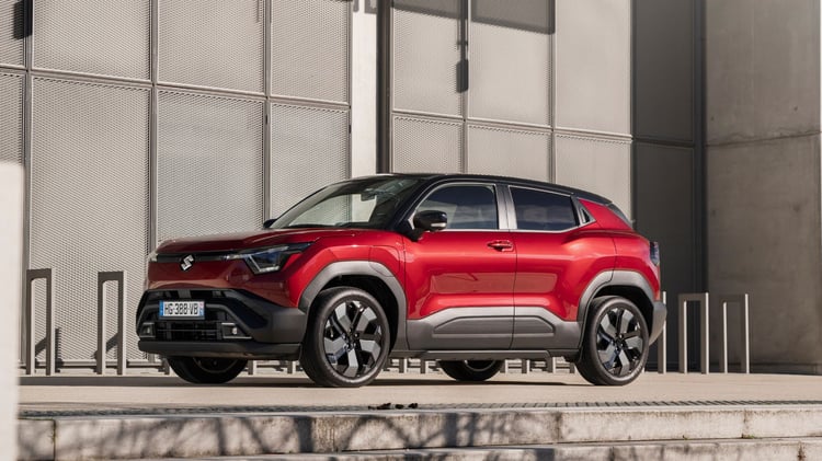 profil Suzuki Vitara électrique dimensions longueur largeur