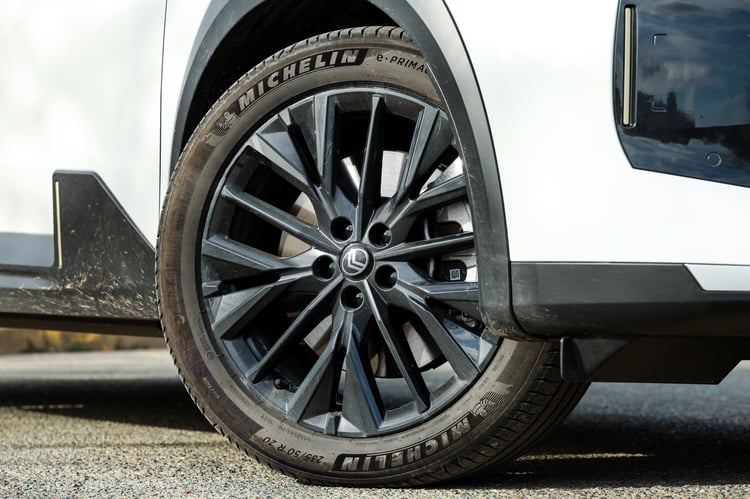 Roues de 20 pouces pour notre Citroën C5 Aircross hybride rechargeable