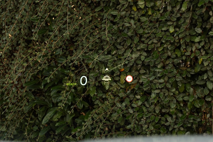 Affichage tête haute clair et lisible