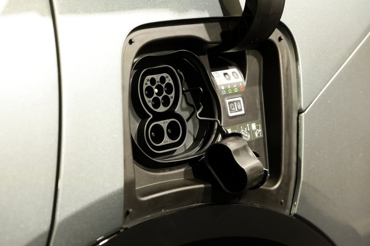 Recharge rapide à 160 kW pour le DS N°7 E-Tense