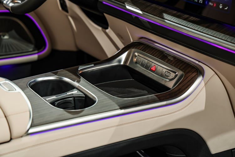 Console centrale du van de luxe