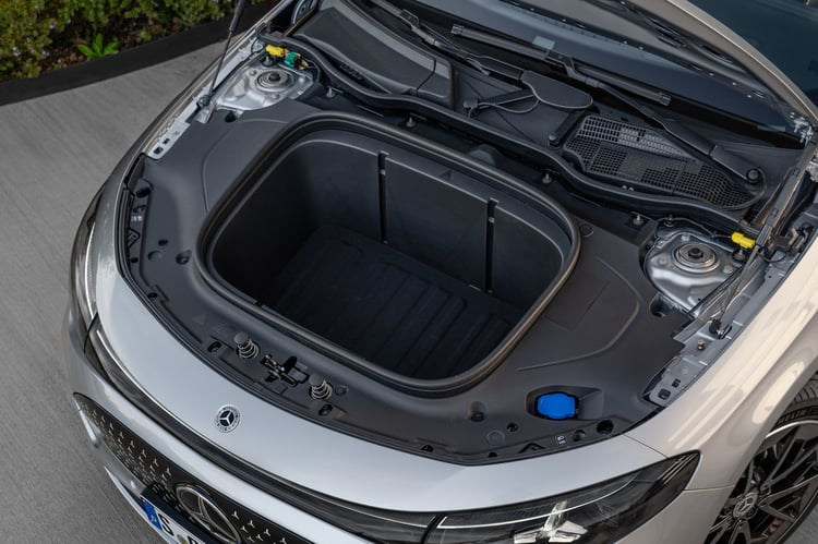 ...compensé par un frunk de 101 l !