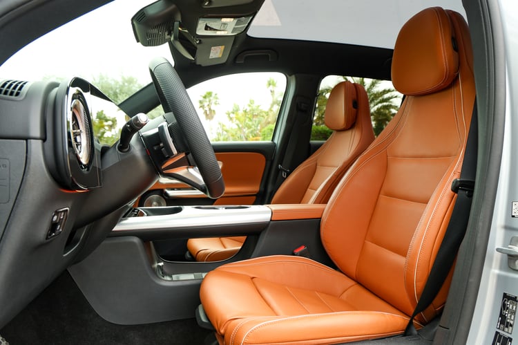 Places avant du Mercedes GLB 250+