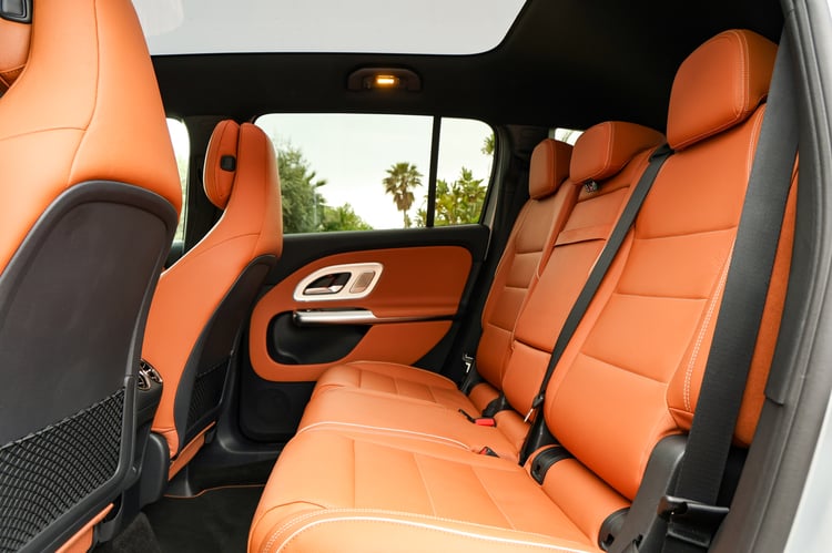 Des places arrière confortables et un bel espace à bord