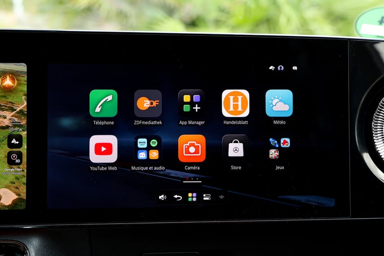 Écran tactile de 14 pouces en option pour le passager