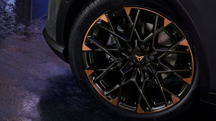 jante 19 pouces Cupra Raval design VANDAL Copper pneu performance compacte électrique