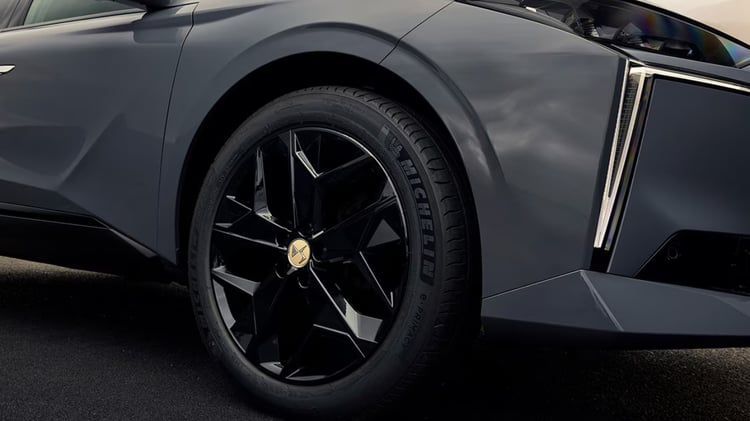 DS 4 détails jantes alliage