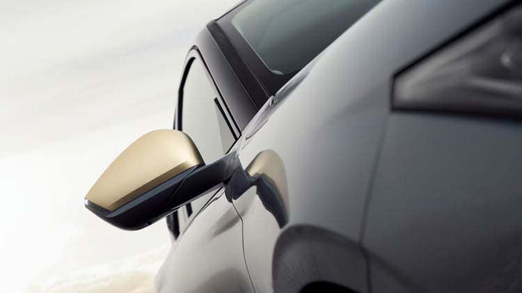 rétroviseurs dorés DS 4