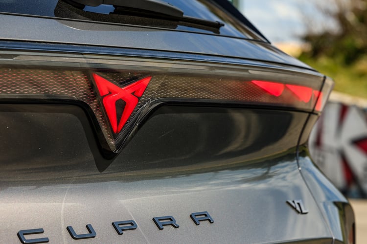 Un traitement dynamique pour la Cupra Raval VZ