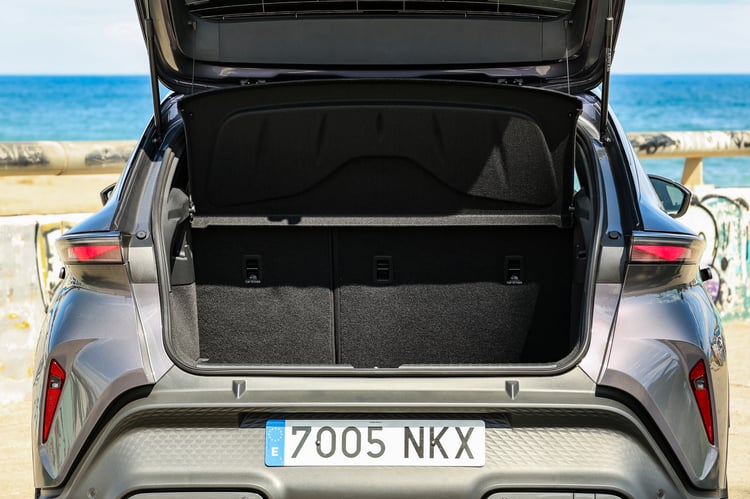 Coffre de 441 à 1 240 l pour la Cupra Raval VZ