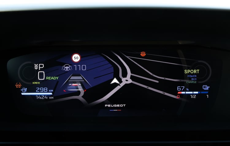 Des animations lourdes et datées pour l'i-Cockpit