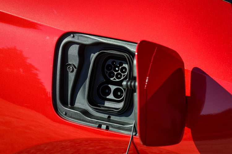 Charge bidirectionnelle V2L jusqu'à 3,5 kW