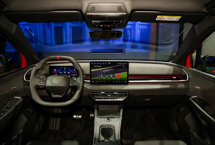 À bord de la Volkswagen ID Polo GTI