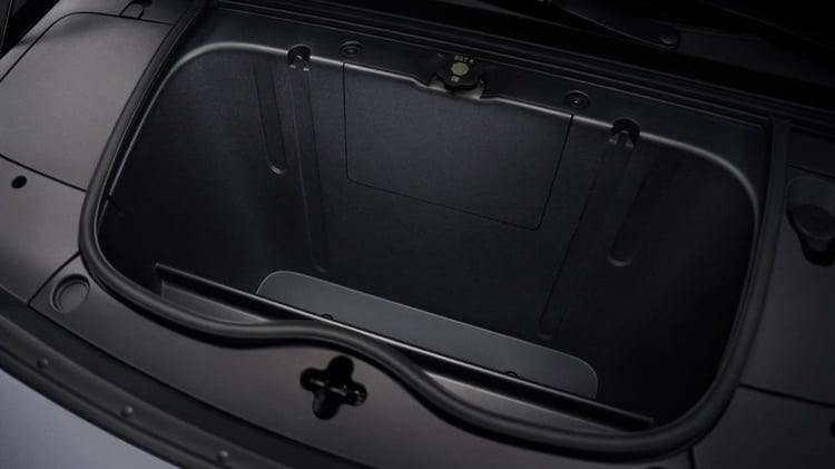 La Nio Firefly propose un frunk de 92 litres. C’est plus que sur une Tesla Model 3 (88 litres). © Firefly