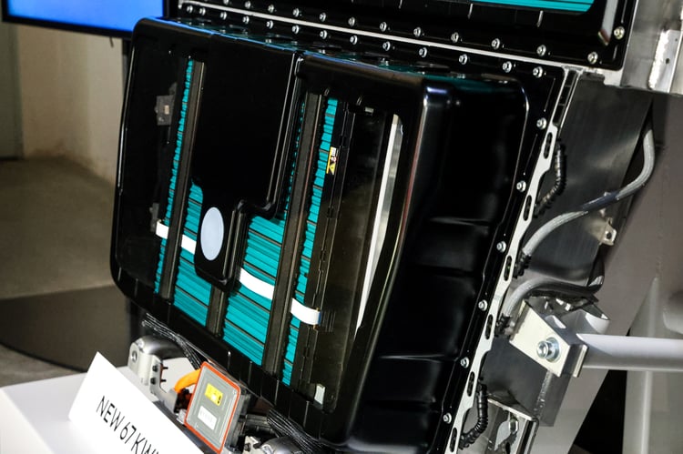 Une batterie plus lourde de 70 kg !