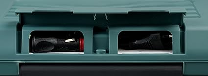 Détail des deux prises d'alimentation 12V et 230V de la glacière électrique Igloo IE27 AC/DC