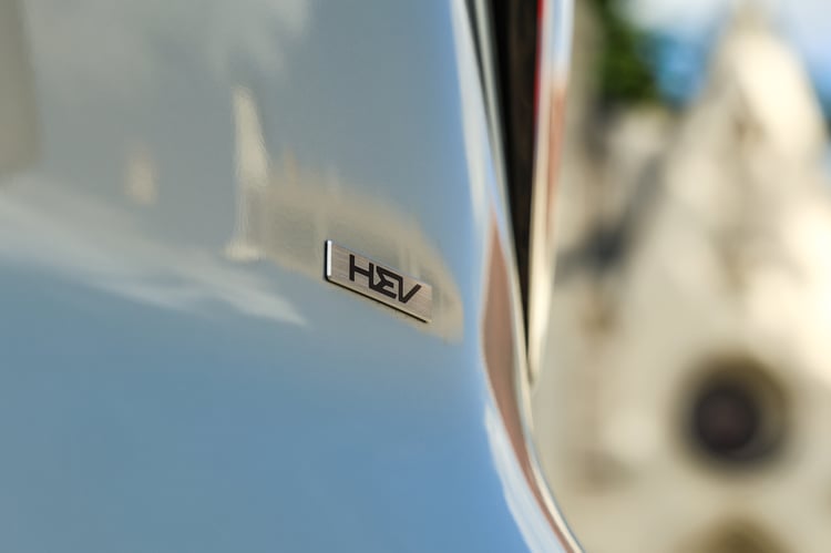 Désormais disponible uniquement en hybride
