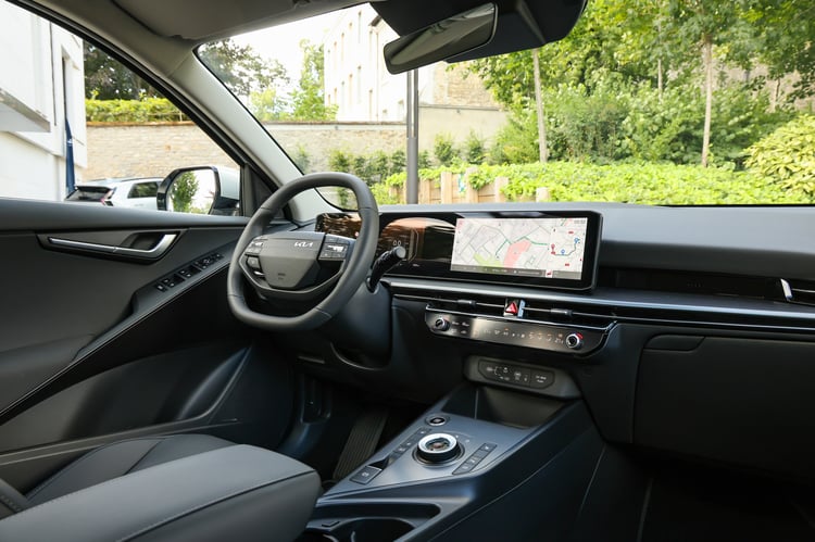 Modernisation complète à bord du Kia Niro Hybride restylé