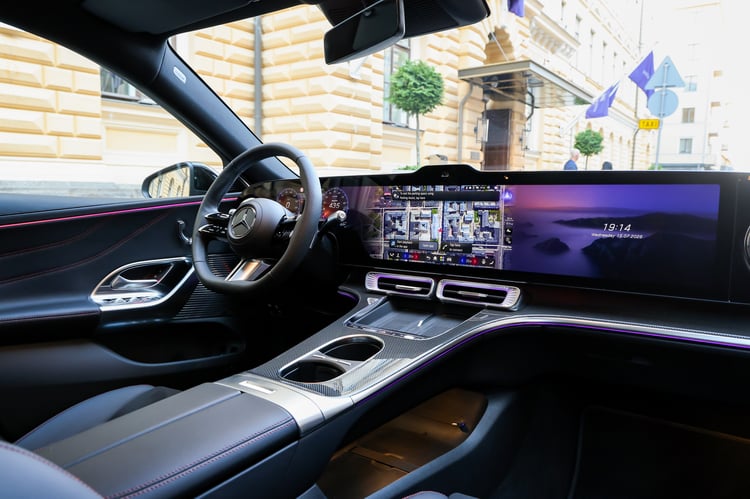 À bord de la Mercedes C400 4Matic