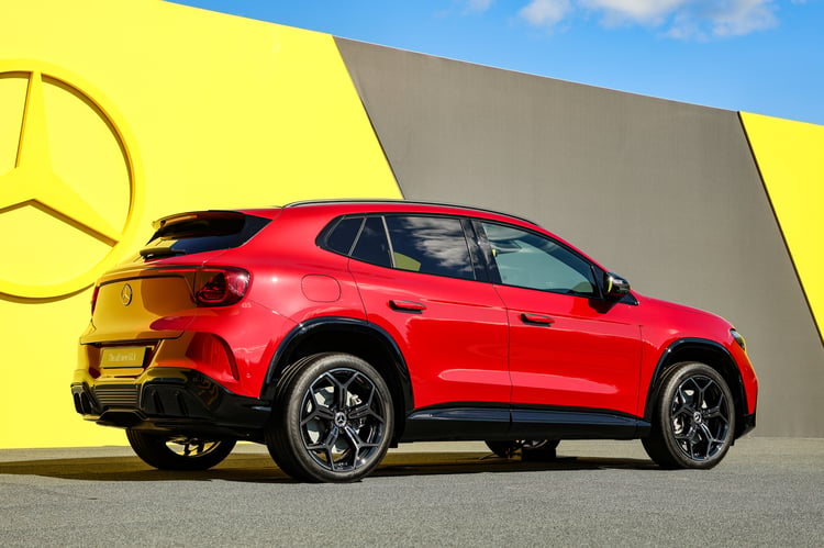 Le Mercedes GLA électrique sera multi-énergies