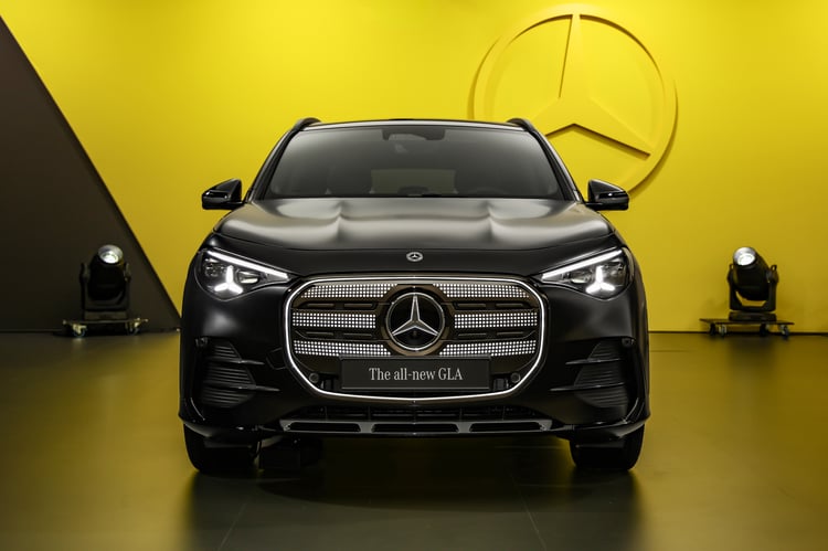Face avant du SUV compact électrique