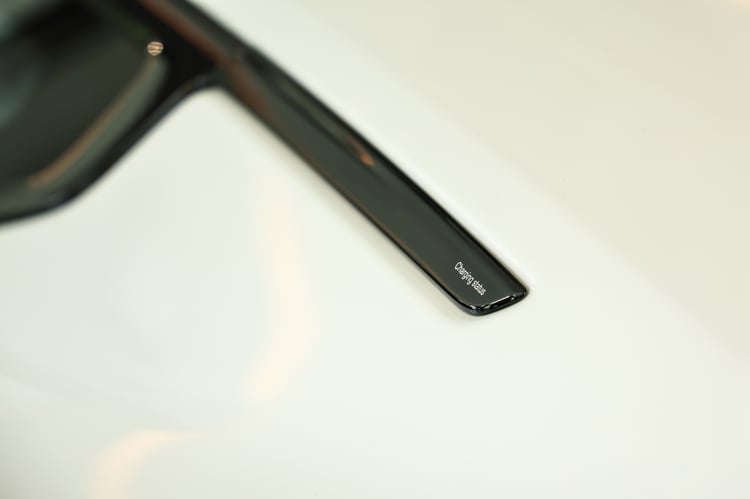 État de charge sur l'insert extérieur de la Polestar 5 Performance