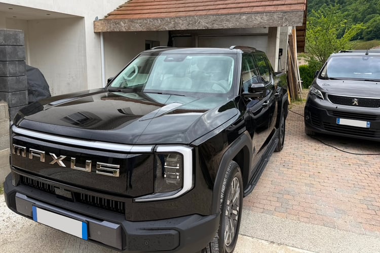 Le pick-up électrique Maxus eTerron 9 de Sébastien Sarret