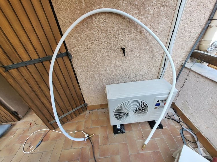 Un des deux raccords frigorifiques ReadyClim, ici d'une longueur de 4 m / Image : AP.