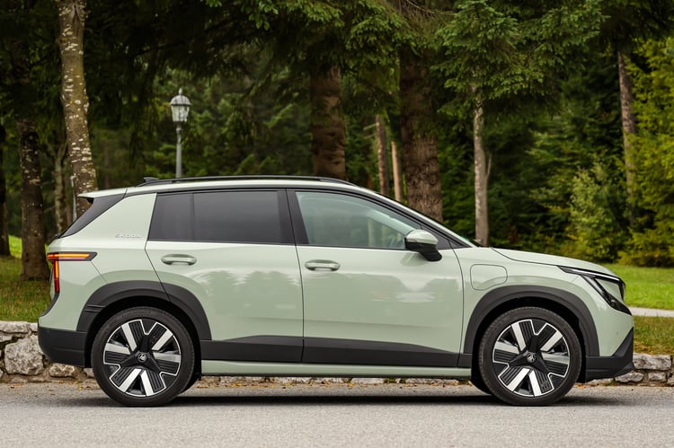 Un SUV compact de 4,17 m de long