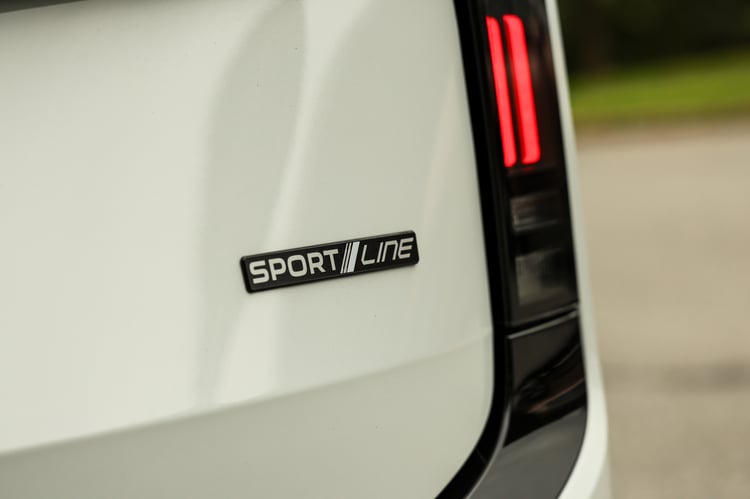 Finition Sportline plutôt subtile pour le Skoda Peaq 90x