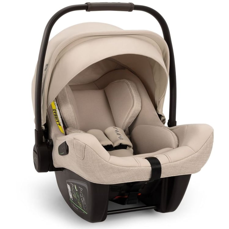 Coque bébé Nuna Pipa Next i-Size coloris Biscotti, vue de trois-quarts, coque seule