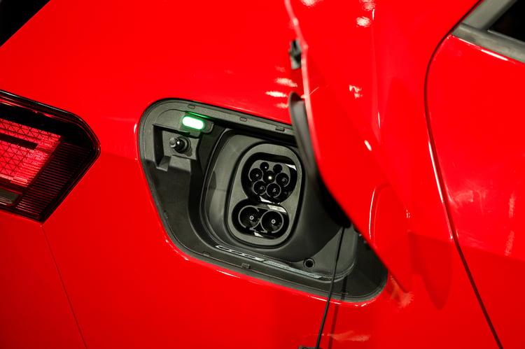 Recharge rapide jusqu'à 183 kW