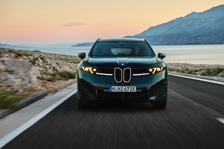 BMW iX3 M60