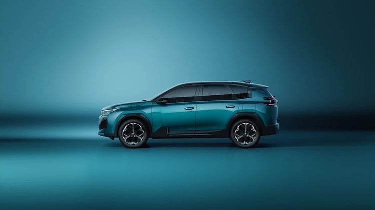 Profil du Citroën ë-C5 Aircross électrique bleu