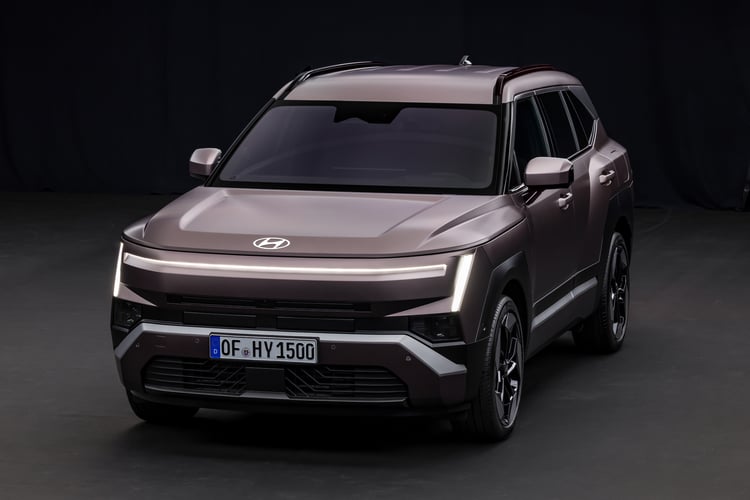 Une silhouette façon KIA EV9, non ?