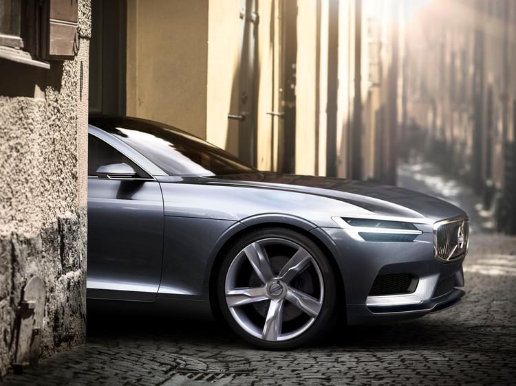 L'avant de la Volvo Concept Coupé, vue de profil gauche.