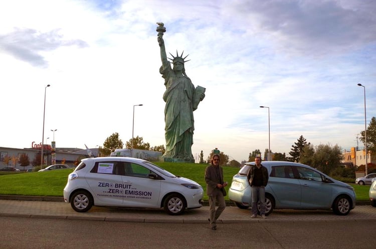 La ZOE est très bien représentée dans le convoi Automobile Propre !