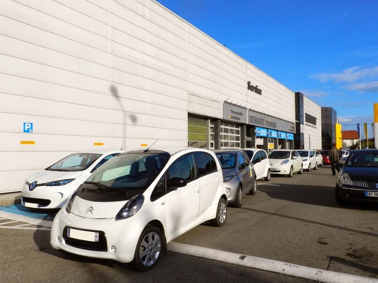 Une Citroen C-Zero chez Renault Mulhouse :-)