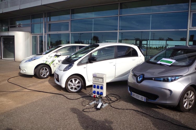 Le coffret utilisé pour la recharge des véhicules électriques