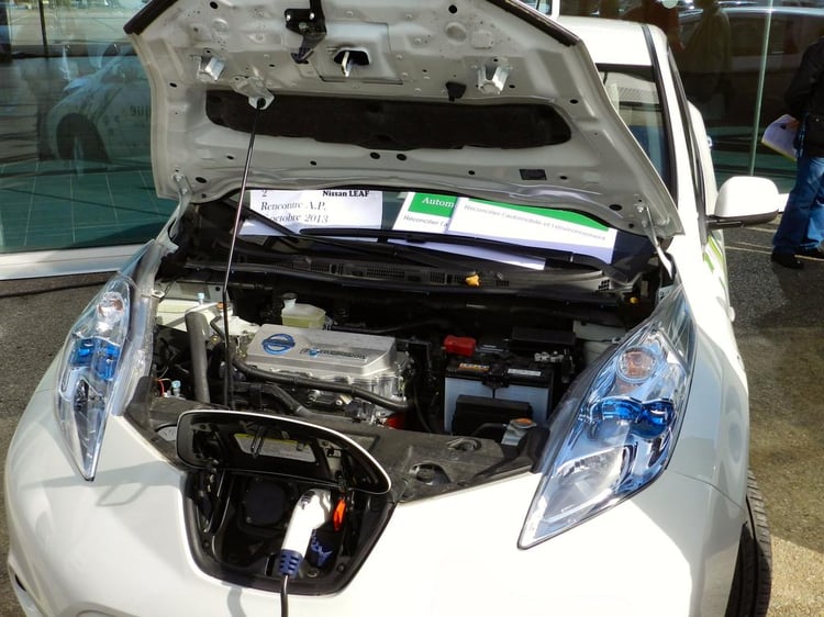 Sous le capot d'une Nissan LEAF