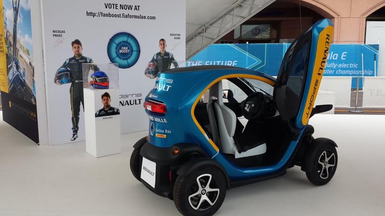 Le Twizy sur le stand Renault à Monaco