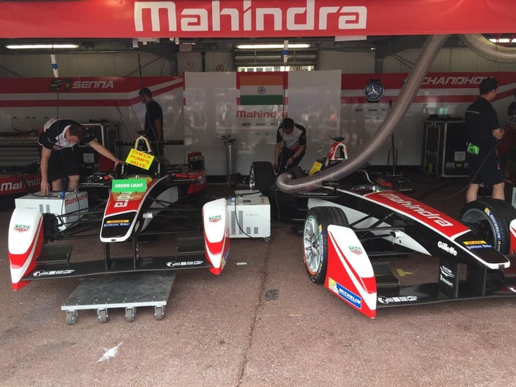 Le paddock de l'équipe Mahindra