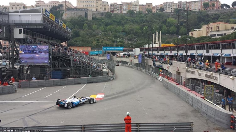 La Formule E offre un beau spectacle au public